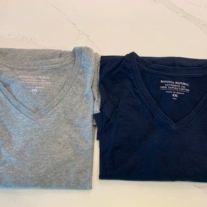 2 Banana Republic V Necks XXL Tall